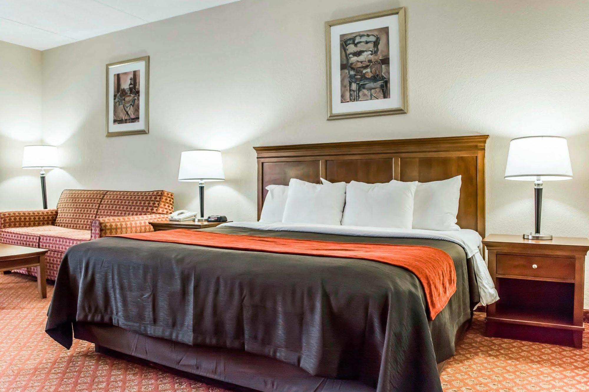 Hotel Baymont By Wyndham Bonita Springs Exterior foto