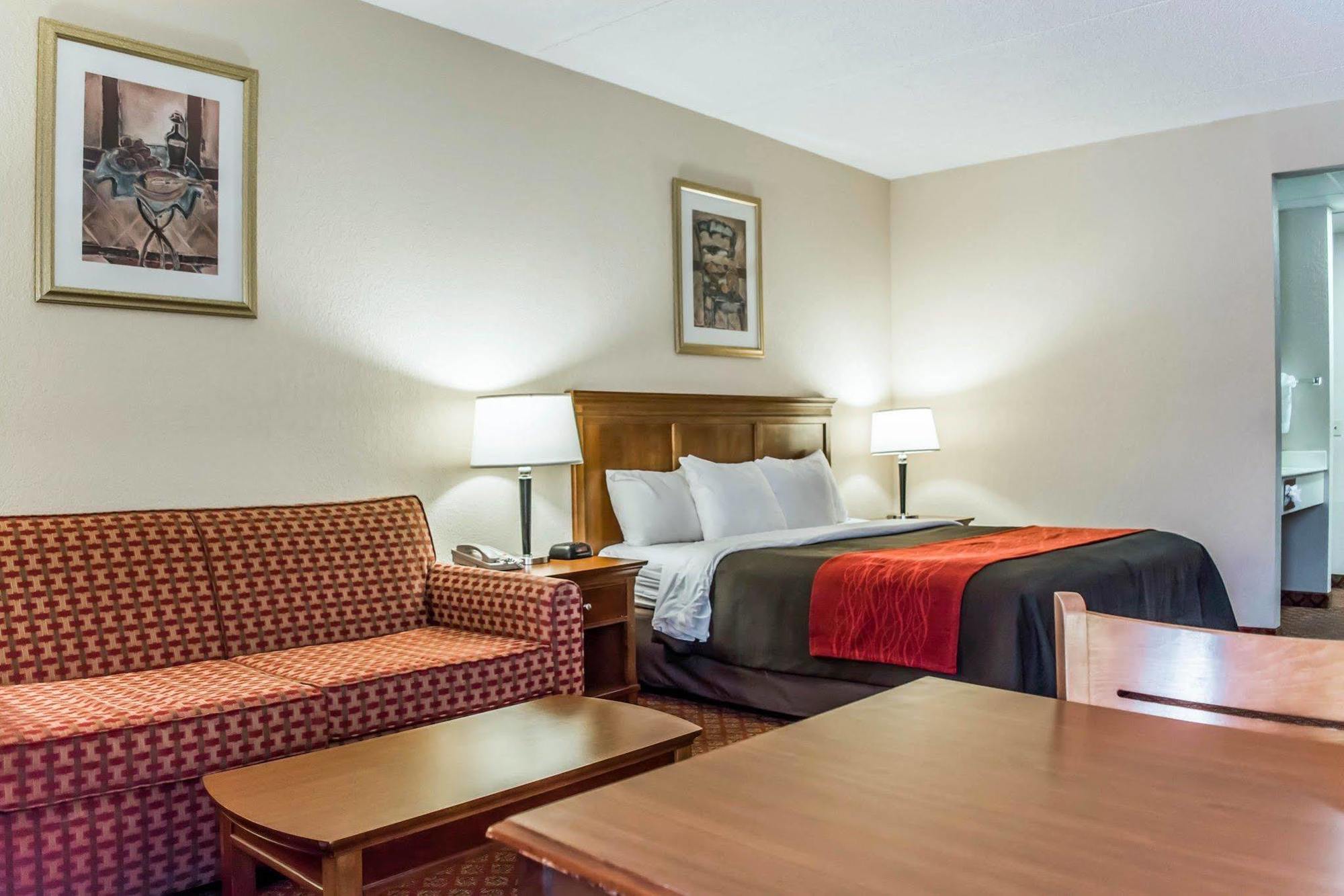 Hotel Baymont By Wyndham Bonita Springs Exterior foto