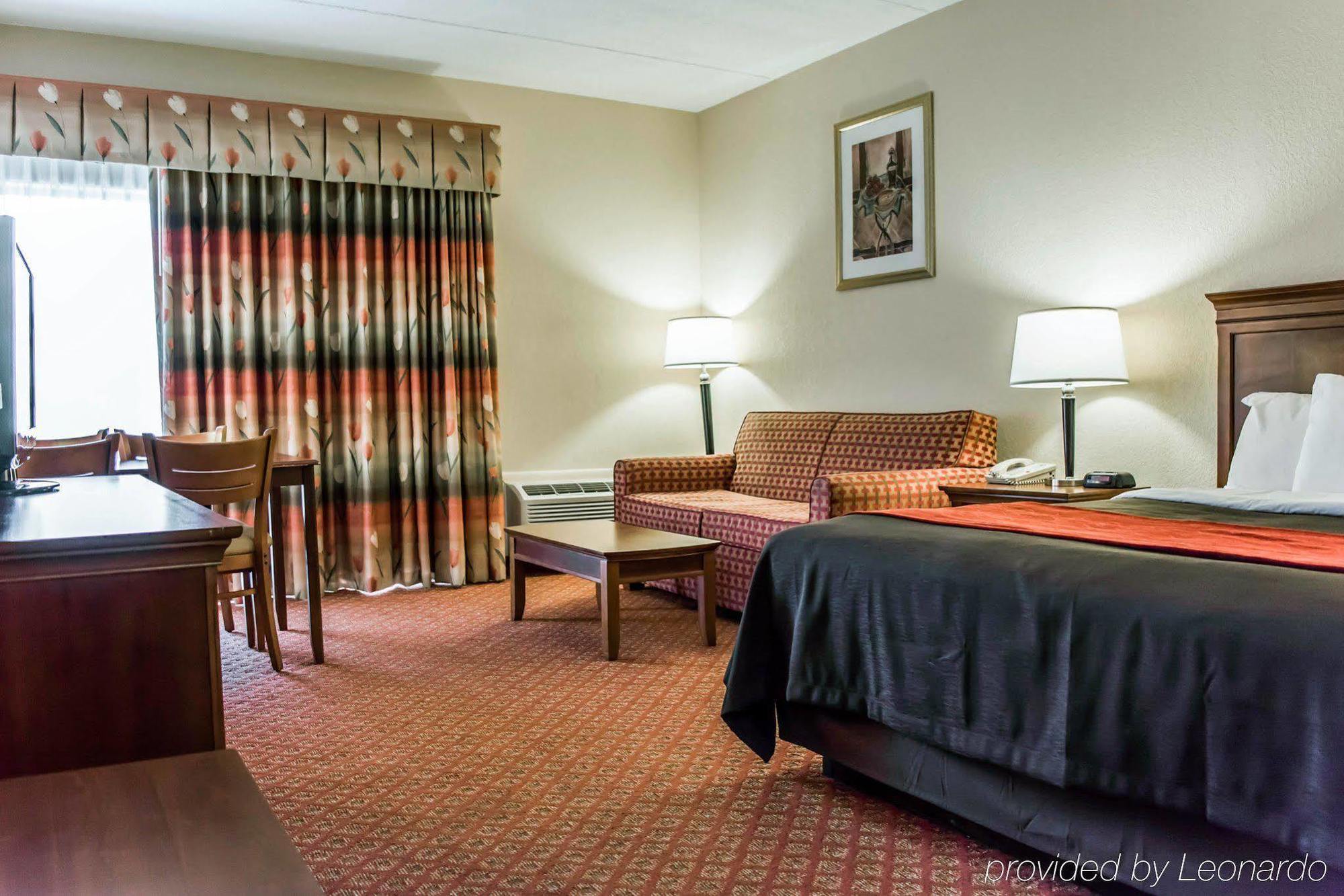 Hotel Baymont By Wyndham Bonita Springs Exterior foto