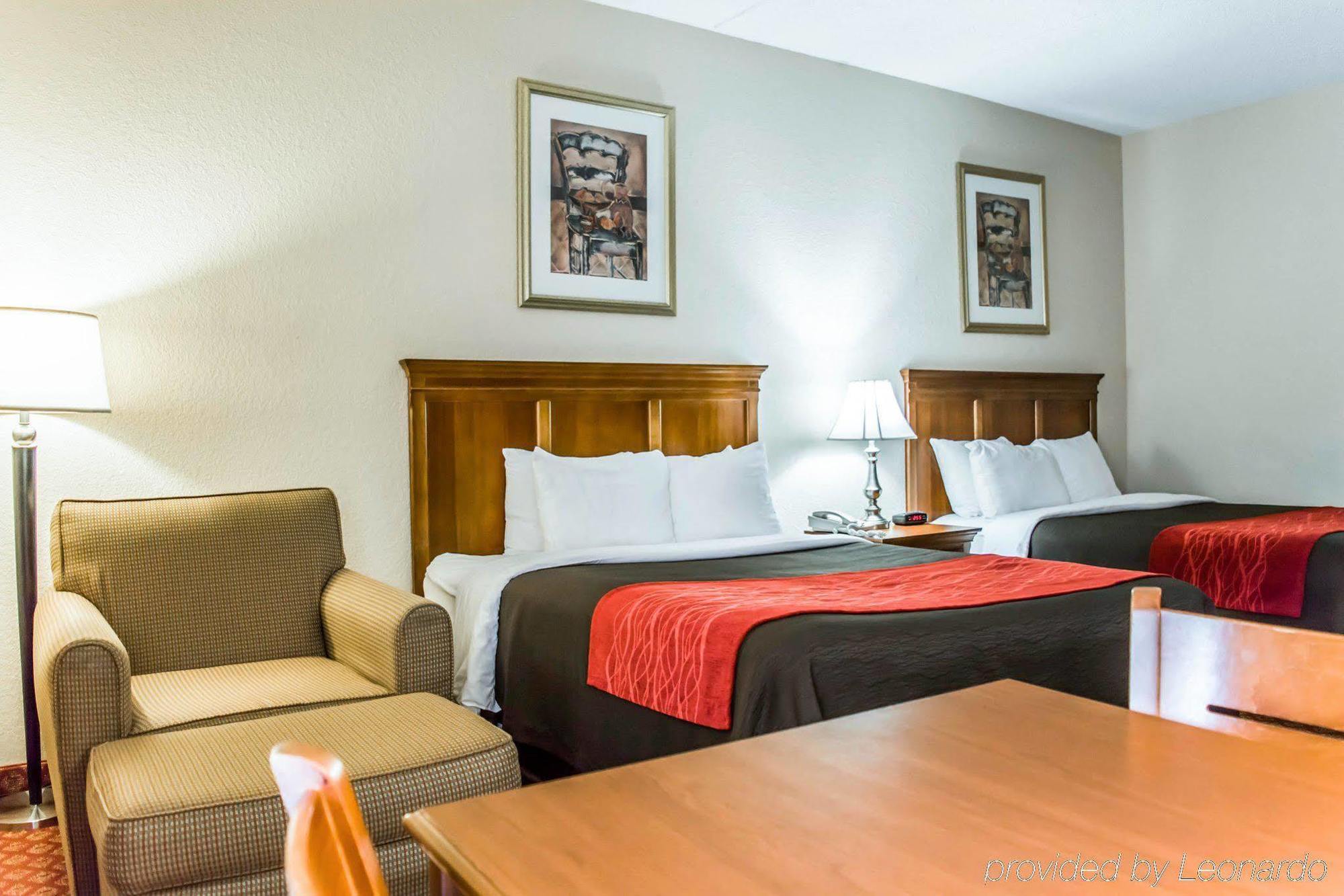 Hotel Baymont By Wyndham Bonita Springs Exterior foto
