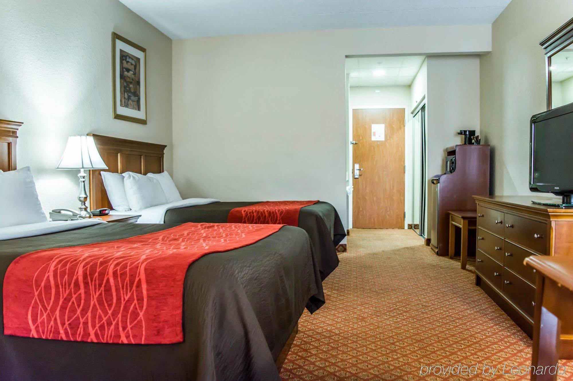 Hotel Baymont By Wyndham Bonita Springs Exterior foto