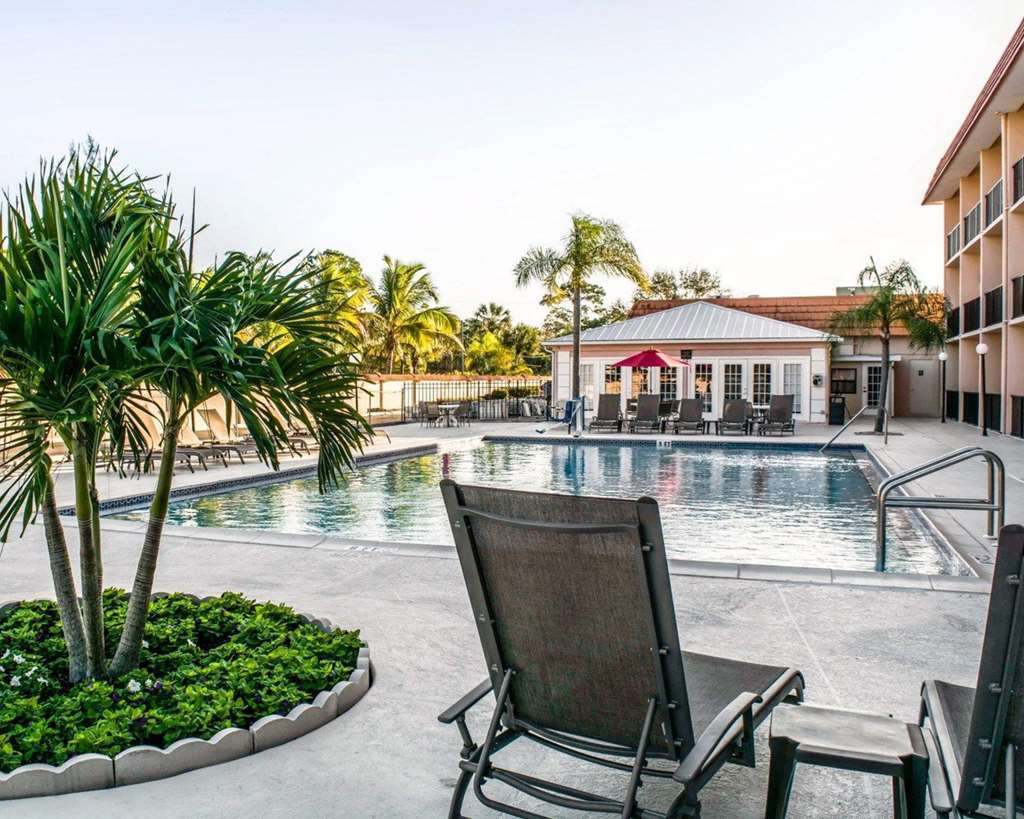 Hotel Baymont By Wyndham Bonita Springs Facilidades foto