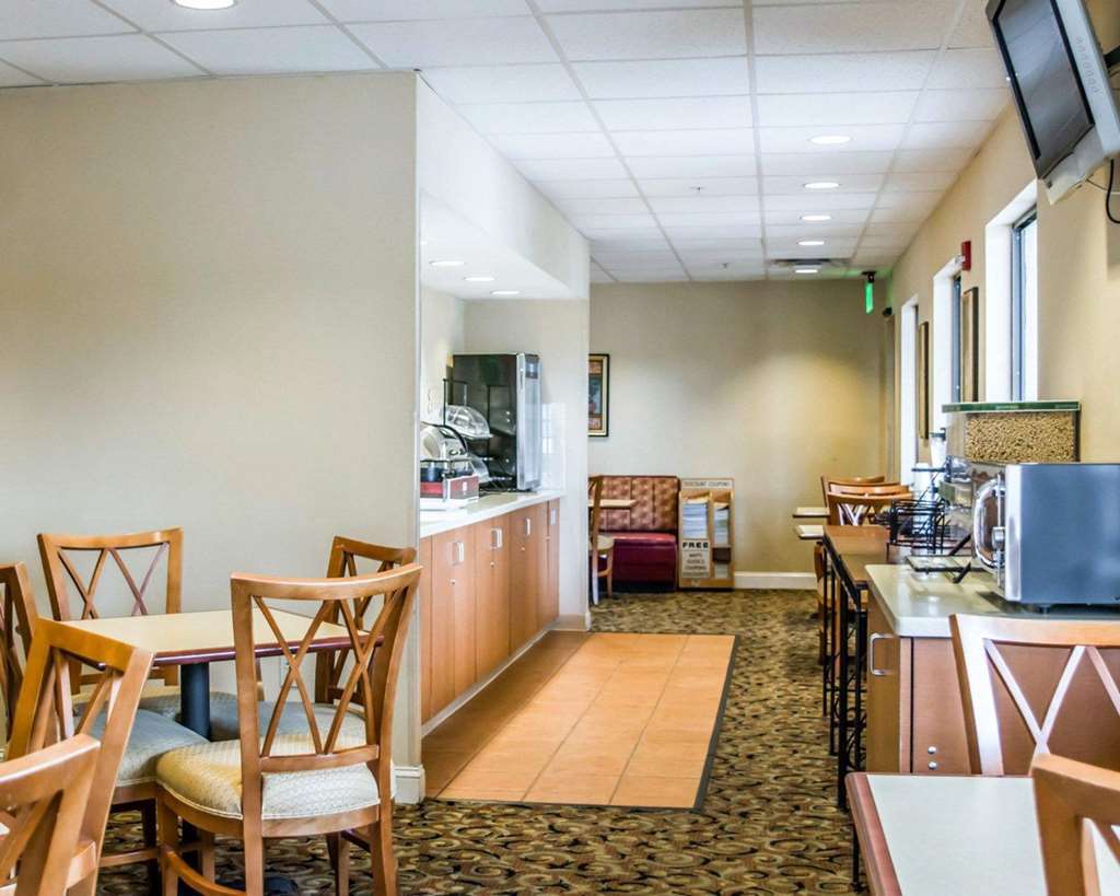 Hotel Baymont By Wyndham Bonita Springs Restaurante foto